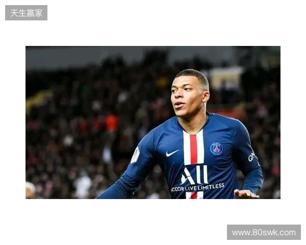 拉门斯:场外我只是个普通人;作为门将我最大的偶像是诺伊尔 拉门斯:场外我只是个普通人;作为门将我最大的偶像是诺伊尔